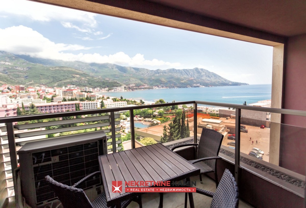 Dvosoban stan 81m2 u kompleksu Harmonija, Zavala, Budva